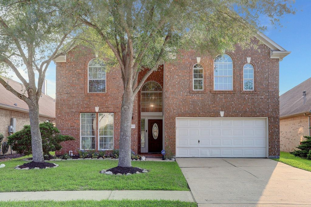 Photo of 313 Marina Oaks Court, League City, TX 77565 (MLS # 49729149)