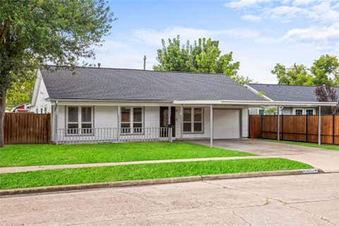 Photo of 10322 Southport Drive, Houston, TX 77089 (MLS # 51424914)