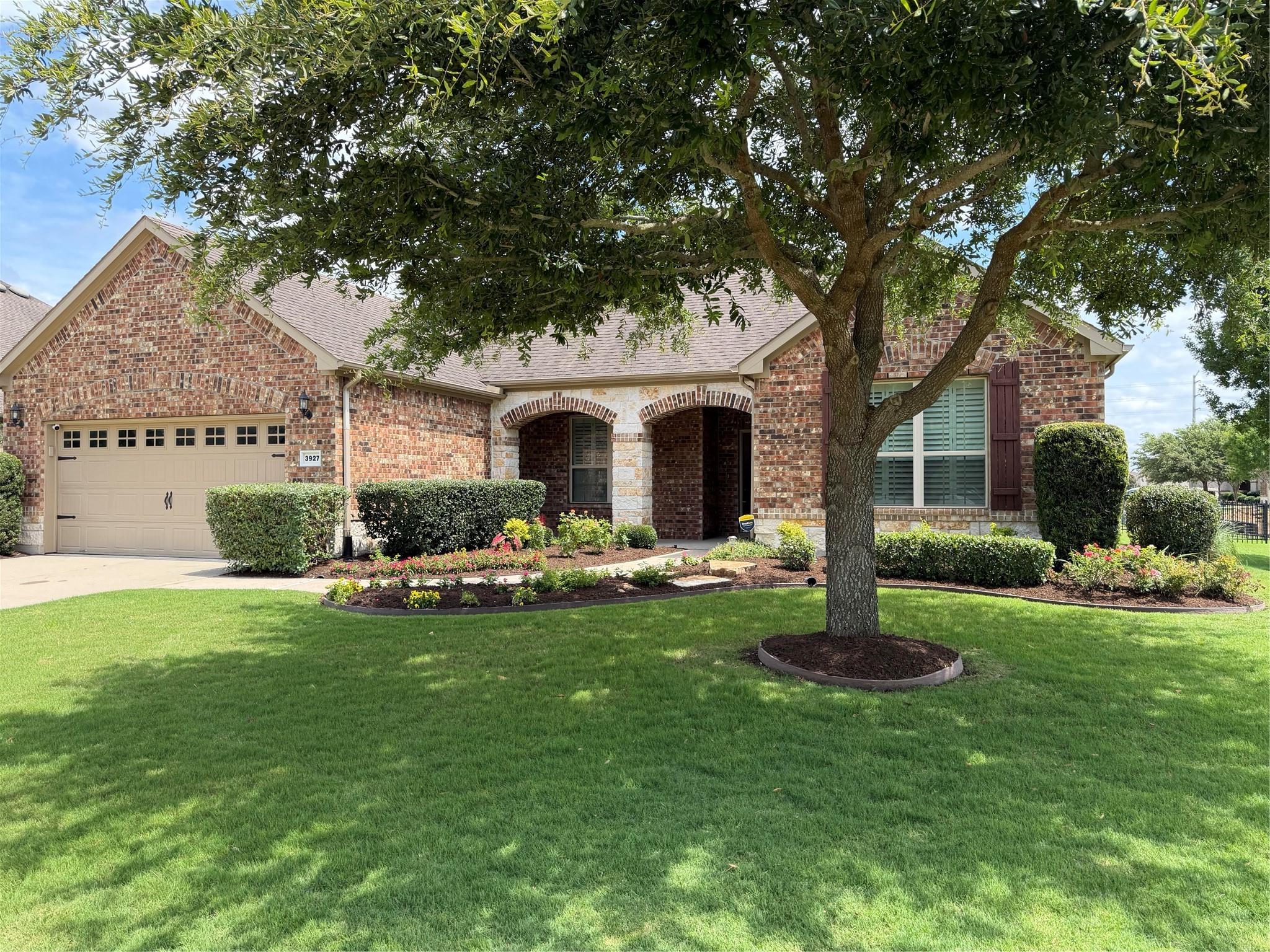 3927 Grand Fir Court