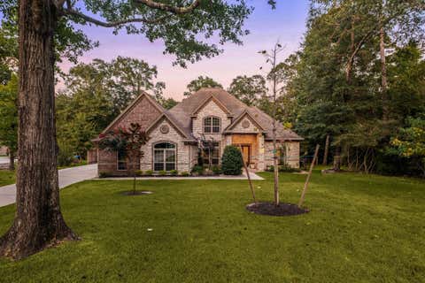 Photo of 1904 Boulder Ridge Drive, Conroe, TX 77304 (MLS # 62681670)