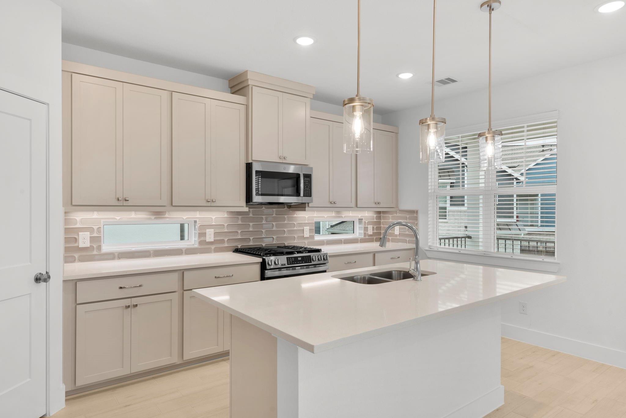 15838 Invergelder Drive