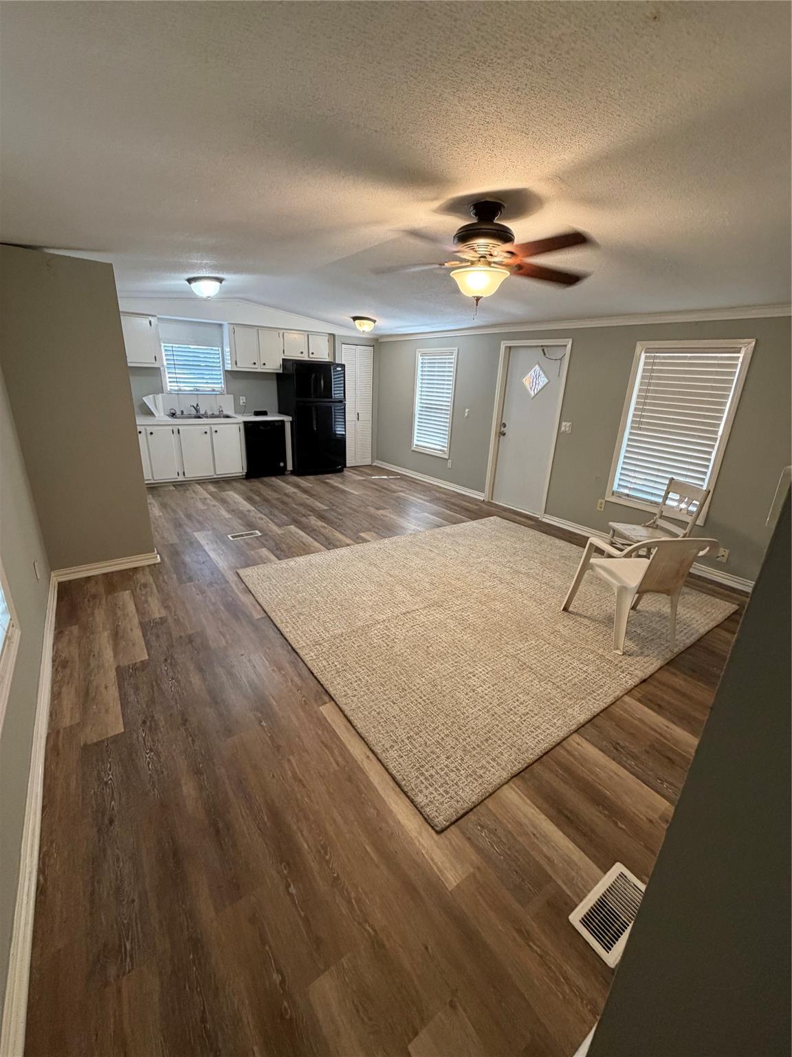 9651 Warm Spring