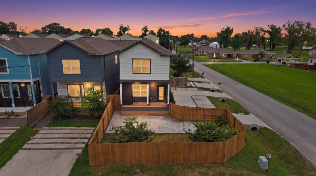 Photo of 1847 Dewalt Street, Houston, TX 77088 (MLS # 43680030)