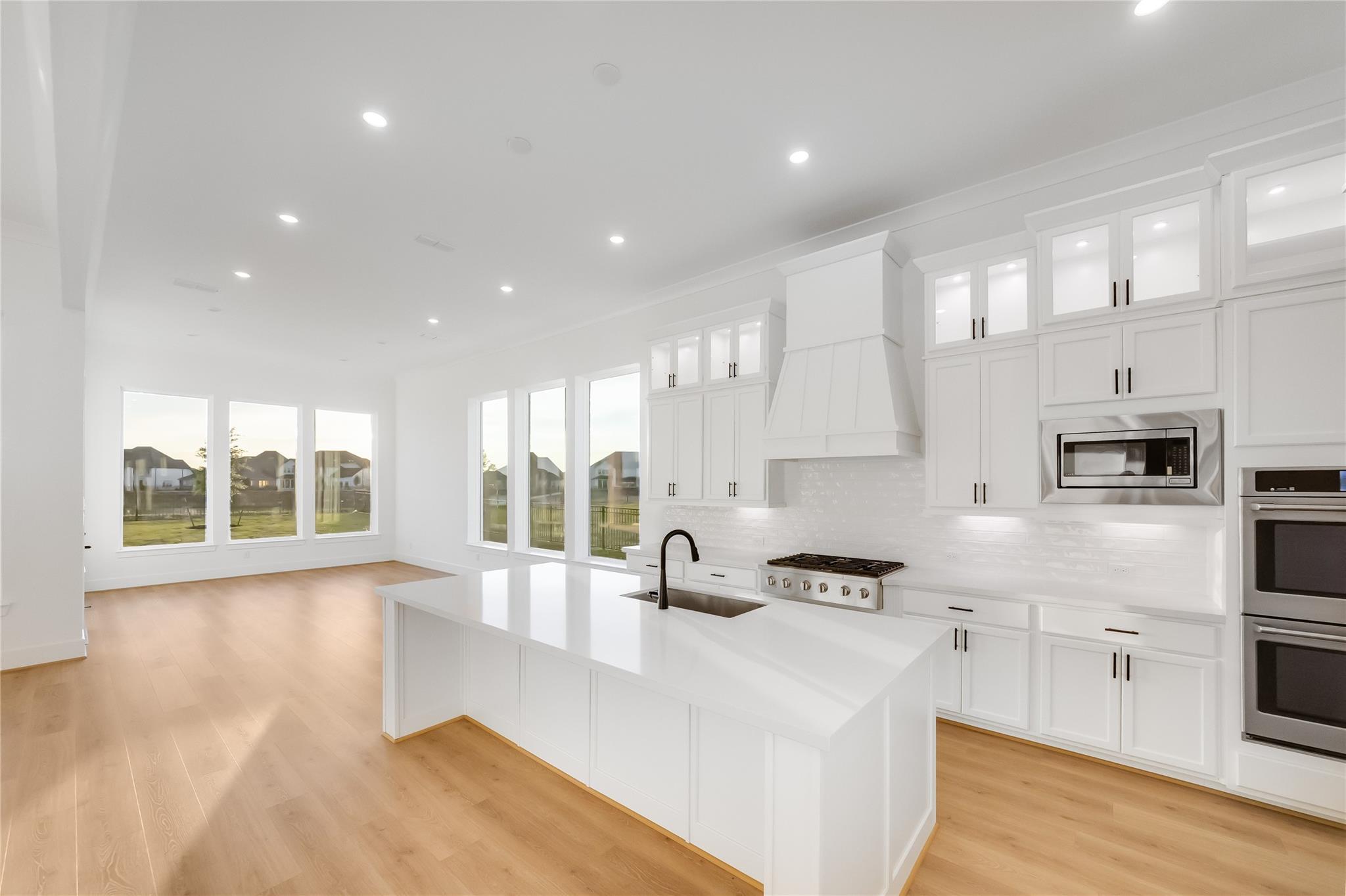 1624 Birch Lake Bend