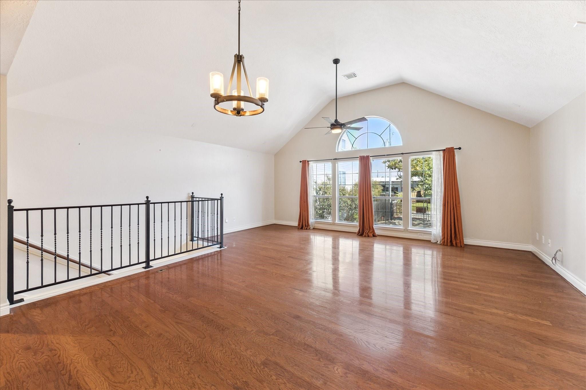 1632 W 13th Street
