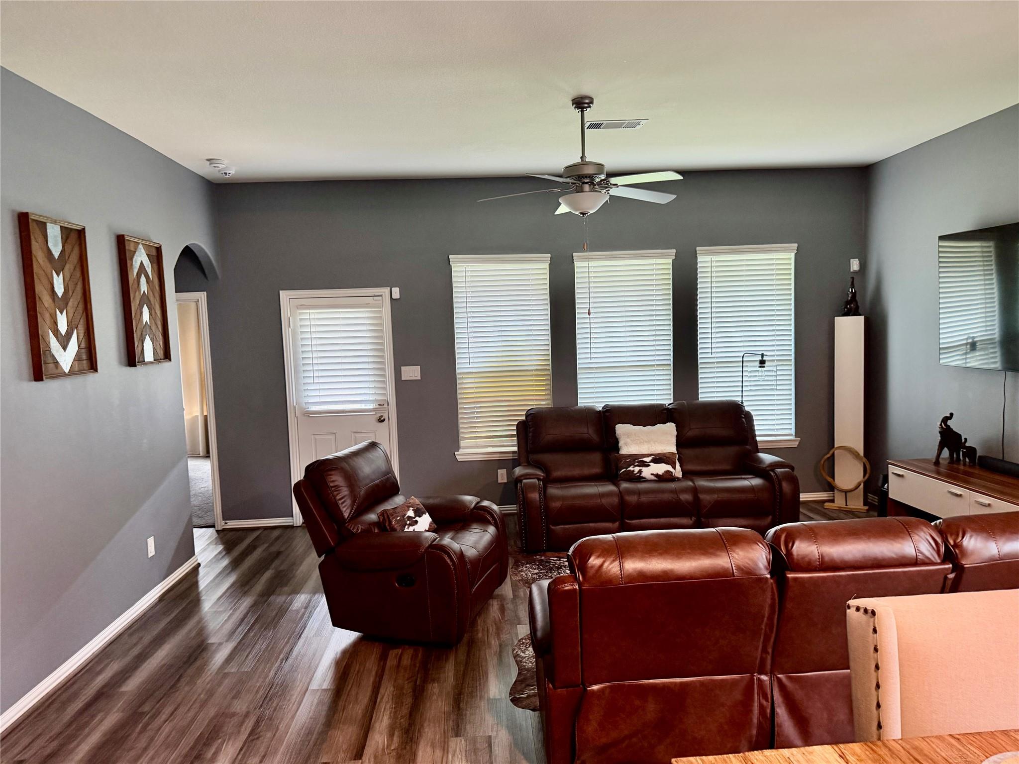 16109 Dockside Street