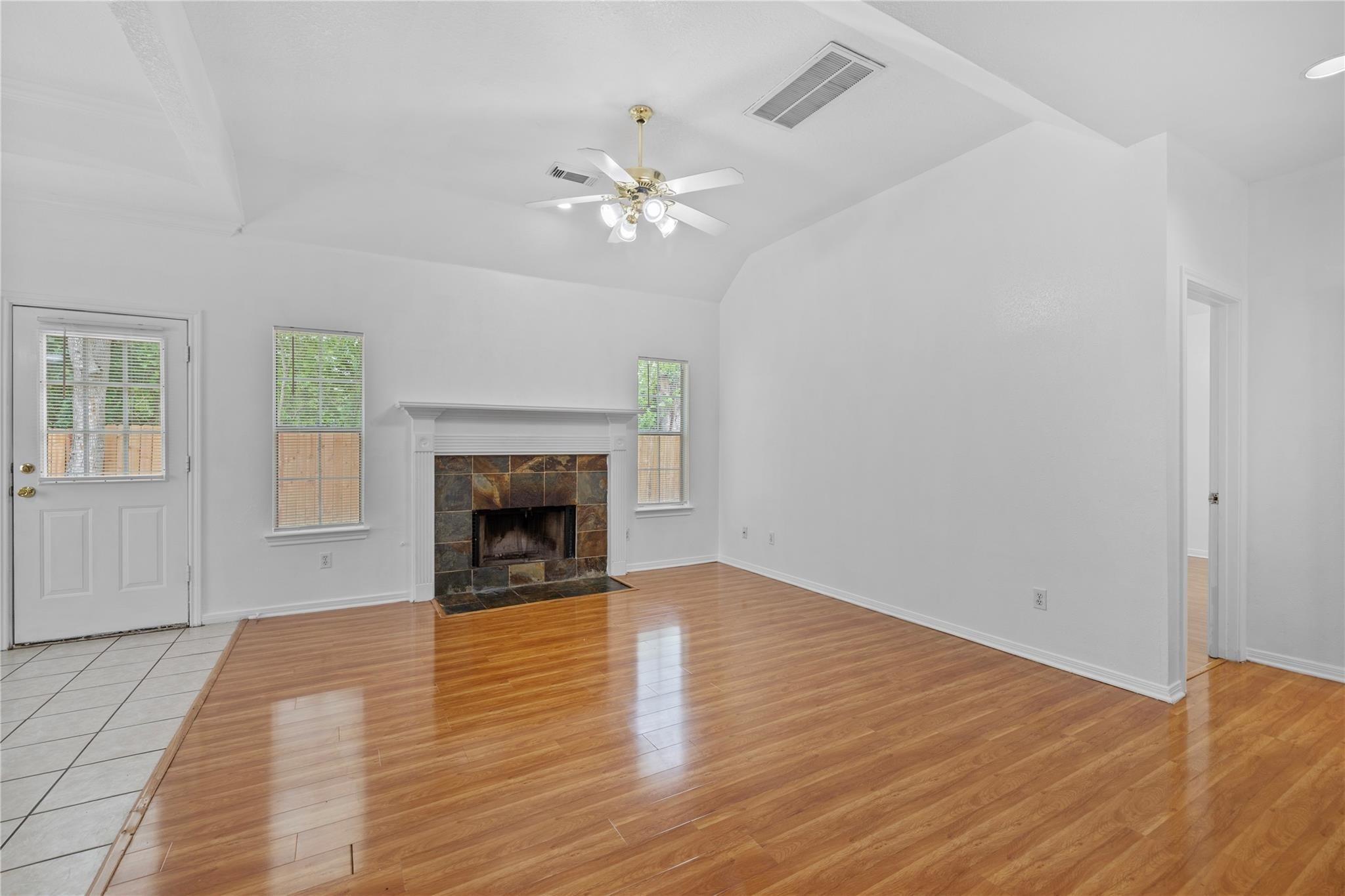 2106 Hawks Road