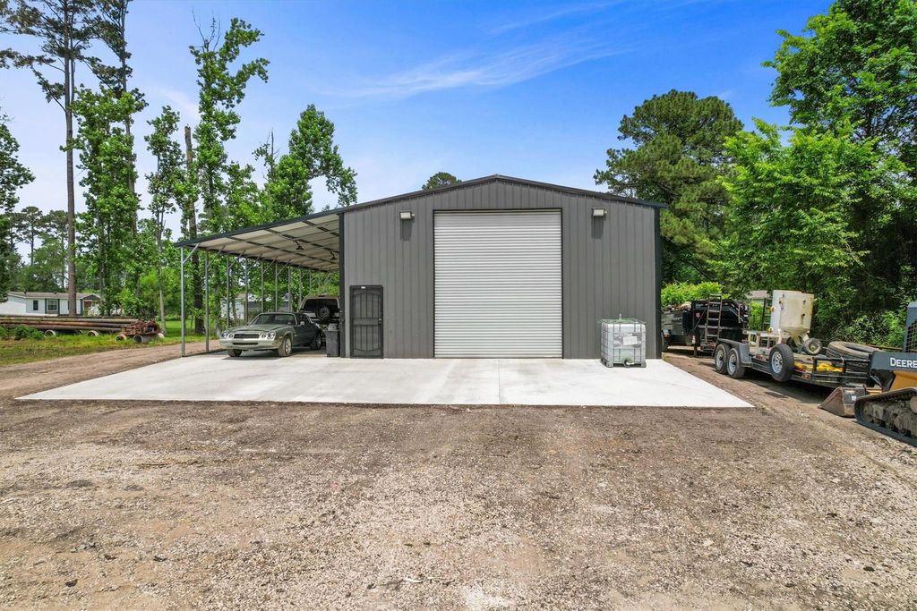 Photo of 1617 Belle Terre Drive, Huffman, TX 77336 (MLS # 28768175)
