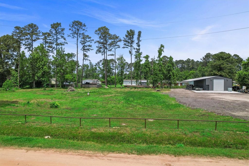 Photo of 1617 Belle Terre Drive, Huffman, TX 77336 (MLS # 28768175)