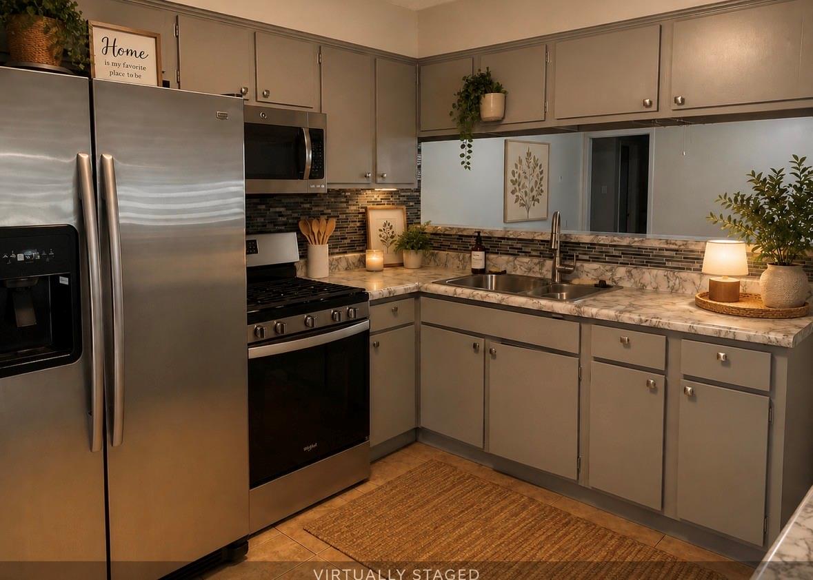 1623 Canary Circle