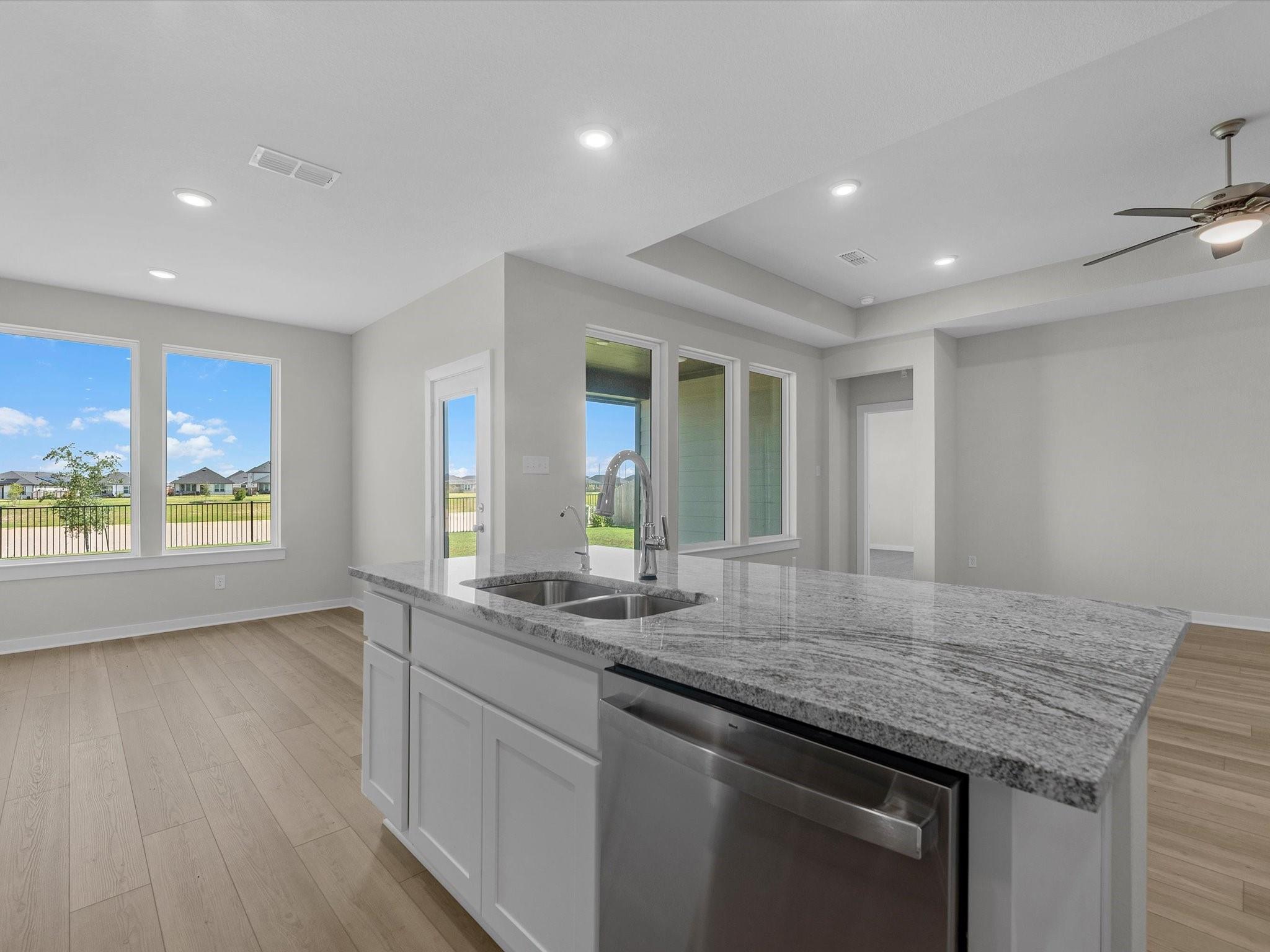 21802 Yellow Sunset Lane