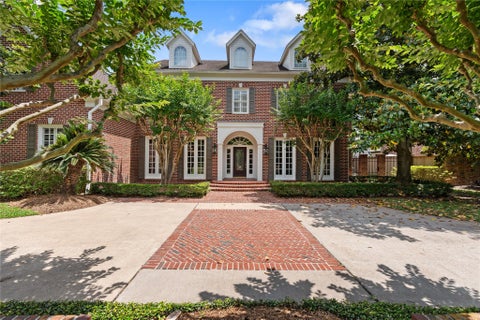 Homes For Sale - 5 Long Timbers Trail<br/> Houston, TX 77024
