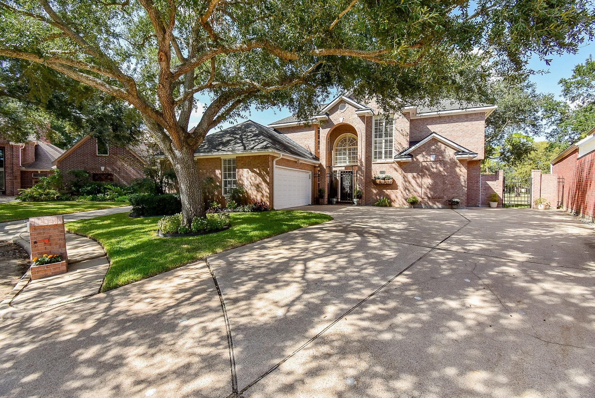 2918 Carnoustie Drive