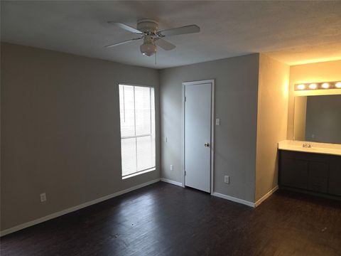 Tiny photo for 7200 W T C Jester Boulevard #1401, Houston, TX 77088 (MLS # 75433112)