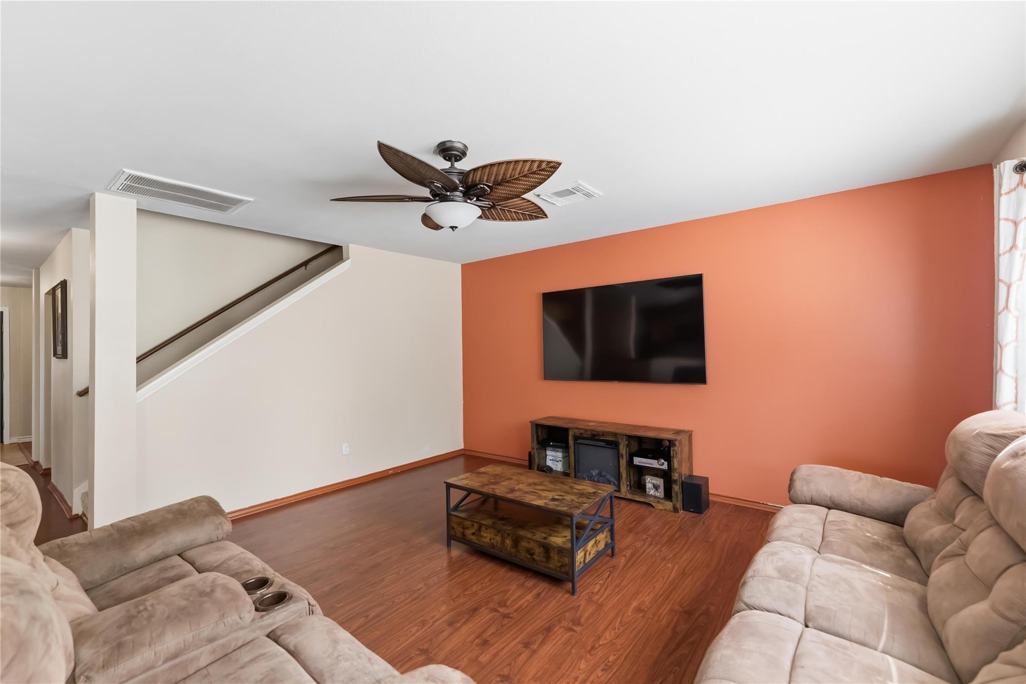 14310 Rolling Hills Lane