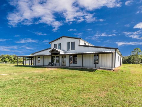 Photo of 13802 Coyote Run, Santa Fe, TX 77517 (MLS # 96921577)