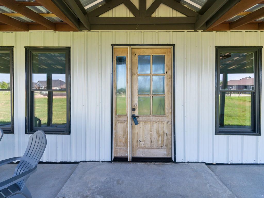 Photo of 13802 Coyote Run, Santa Fe, TX 77517 (MLS # 96921577)