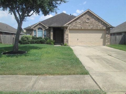 Photo of 4015 East Teal Estates Circle, Fresno, TX 77545 (MLS # 43290266)