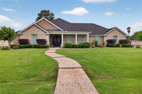 Photo of 546 Meadowlark Lane, Winnie, TX 77665 (MLS # 71091663)