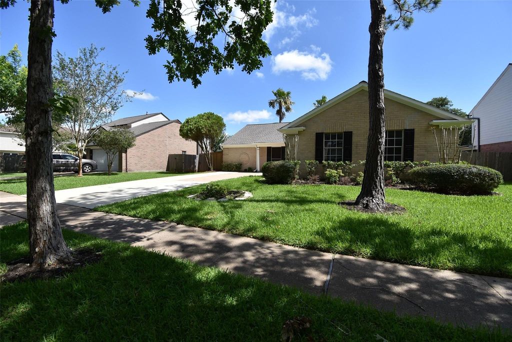 Photo of 4534 Ranger Run, Sugar Land, TX 77479 (MLS # 63683713)