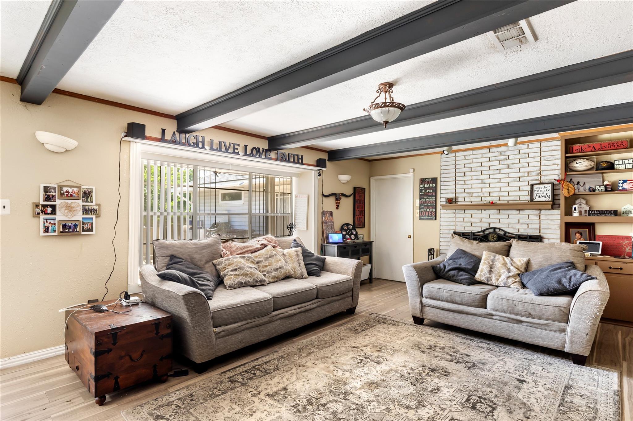 5103 Ashwood Drive