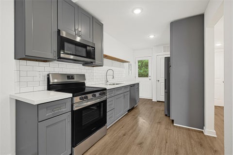 Multifamily For Rent - 7537 Westover Street #B<br/> Houston, TX 77087