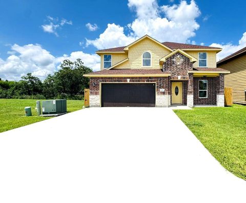 Homes For Sale - 11206 Beverley Park Street<br/> Fort Bend County, Sugar Land, TX 77498