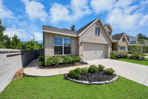 Photo of 15623 Red Panda Road, Conroe, TX 77302 (MLS # 26507012)