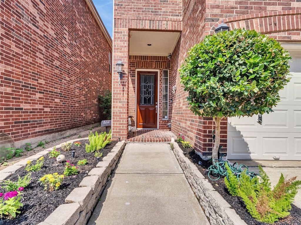 Photo of 1502 Olive Place, Houston, TX 77077 (MLS # 55819267)