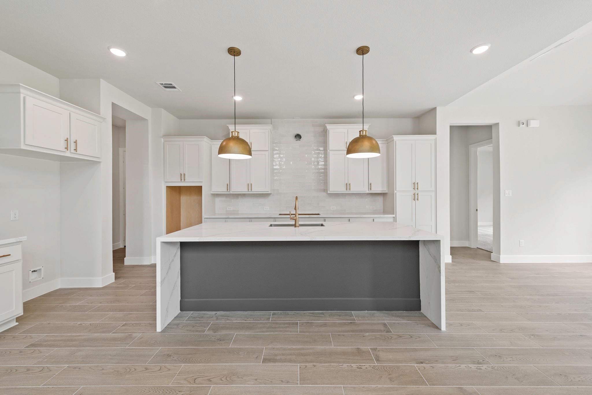 16423 Cat Court