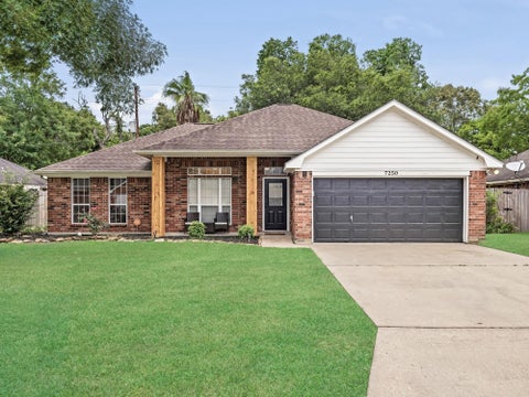 Photo of 7250 Hidden Valley Drive, Beaumont, TX 77708 (MLS # 87769658)