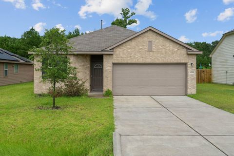 Photo of 11053 Patriot Court, Cleveland, TX 77328 (MLS # 44339514)
