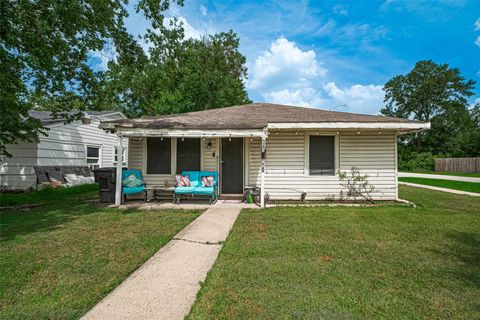 Photo of 6741 Goforth Street, Houston, TX 77021 (MLS # 81714437)
