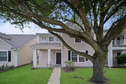 Photo of 3739 E Traditions Court, Houston, TX 77082 (MLS # 3525406)