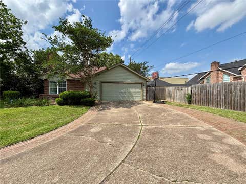 Homes For Rent - 12702 Meadway Court<br/> Houston, TX 77082