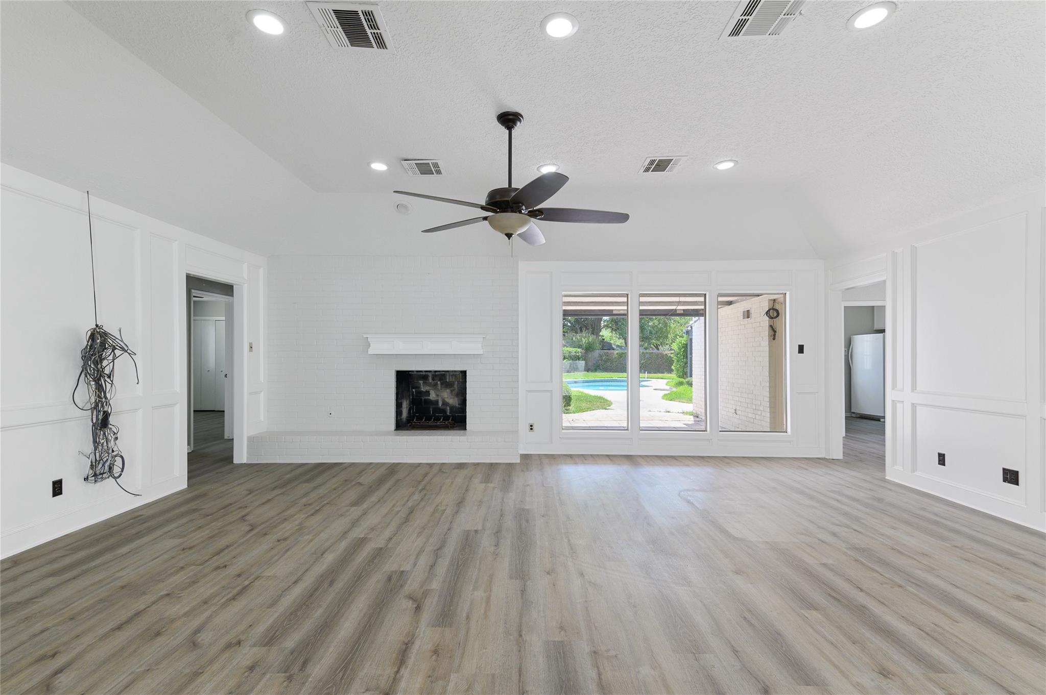 1022 Arrow Hill Road