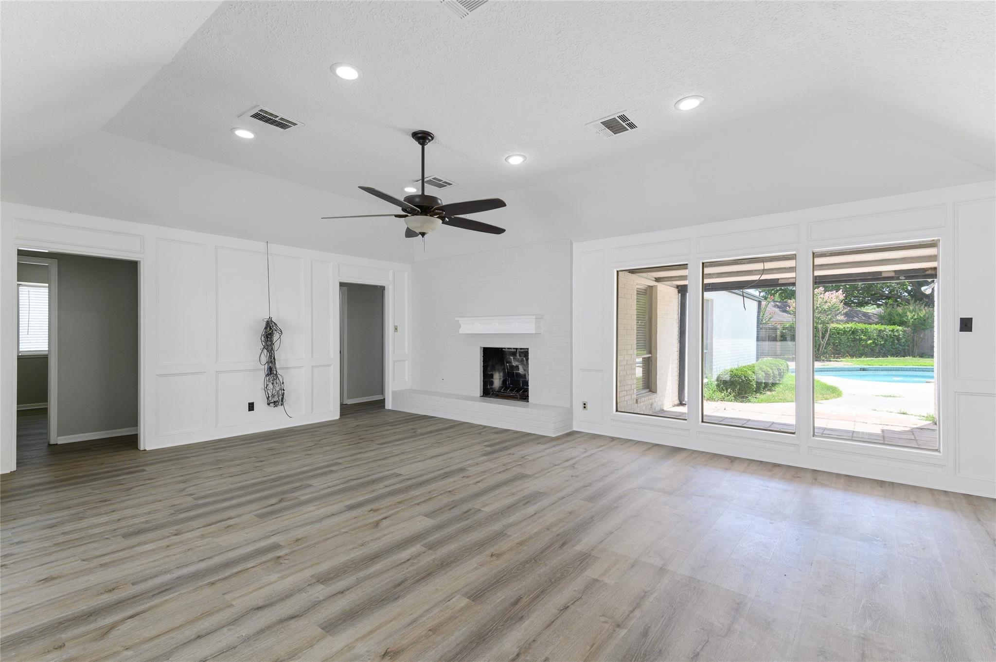 1022 Arrow Hill Road