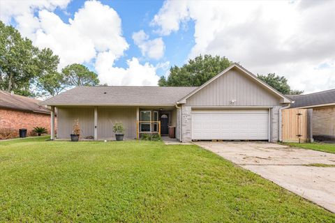 Photo of 4905 Woodway Avenue, Rosenberg, TX 77471 (MLS # 16360370)