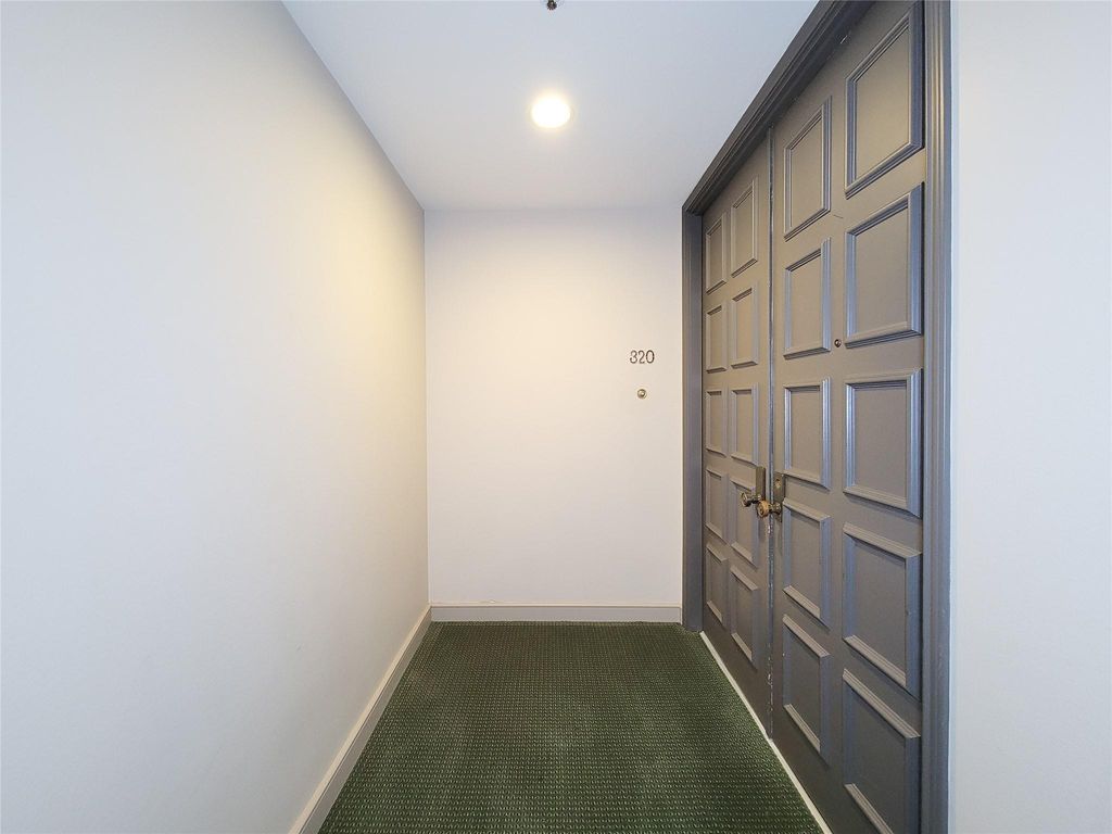 Photo of 9333 Memorial Drive #320, Houston, TX 77024 (MLS # 95654895)