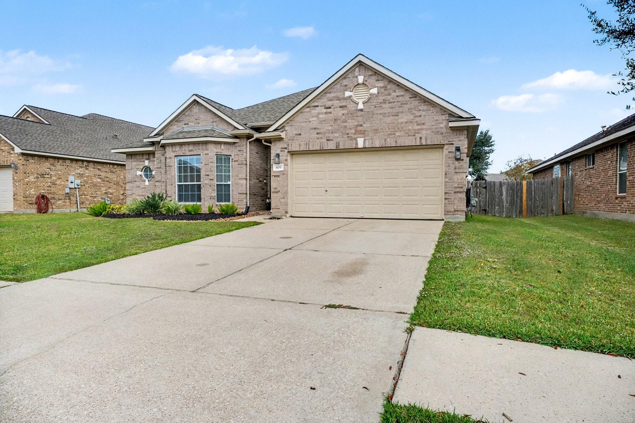 Seabrook, Texas 77586, United States, 3 Bedrooms Bedrooms, ,2 BathroomsBathrooms,Residential,Active,248288