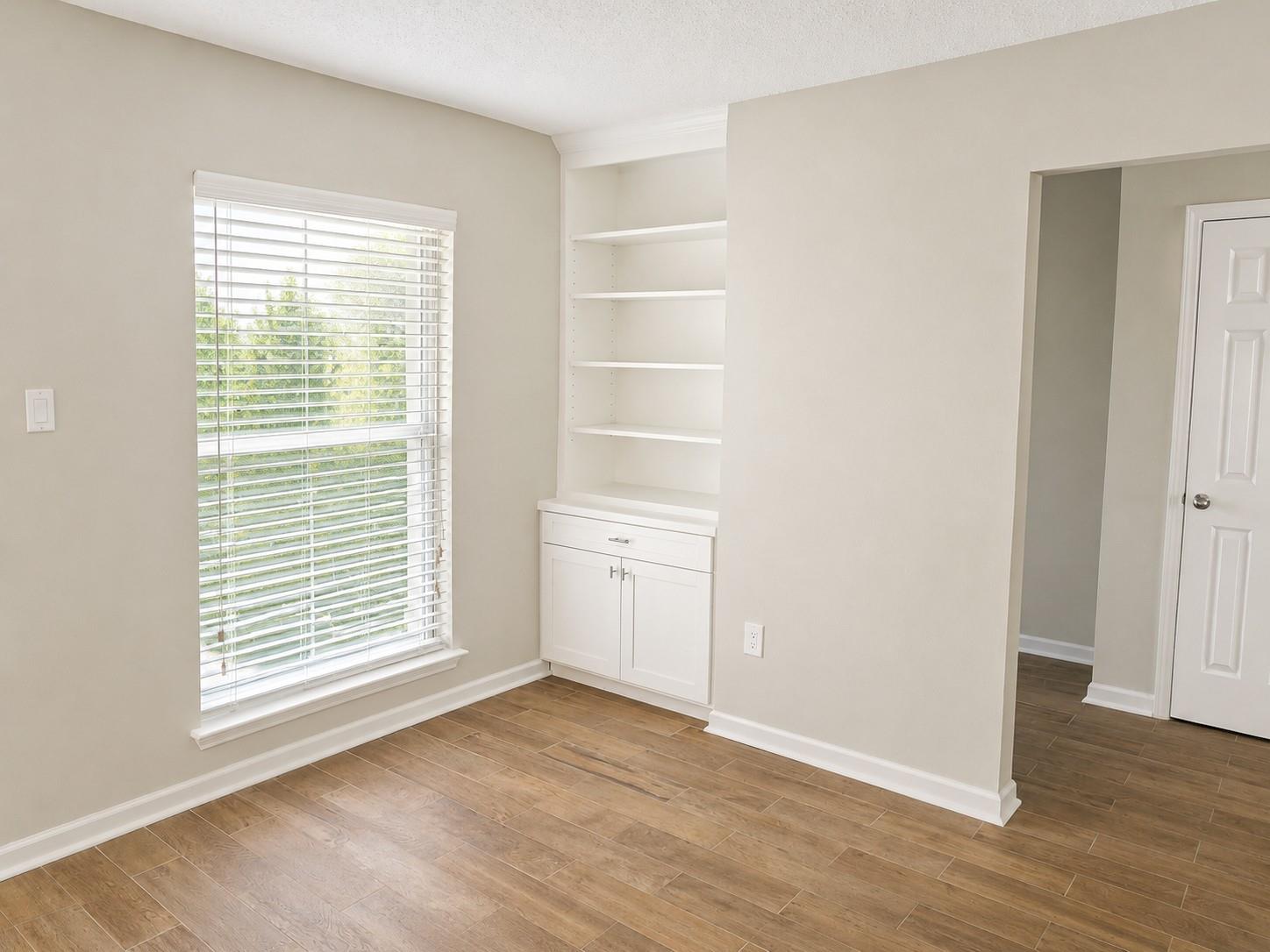 15322 Wandering Trail