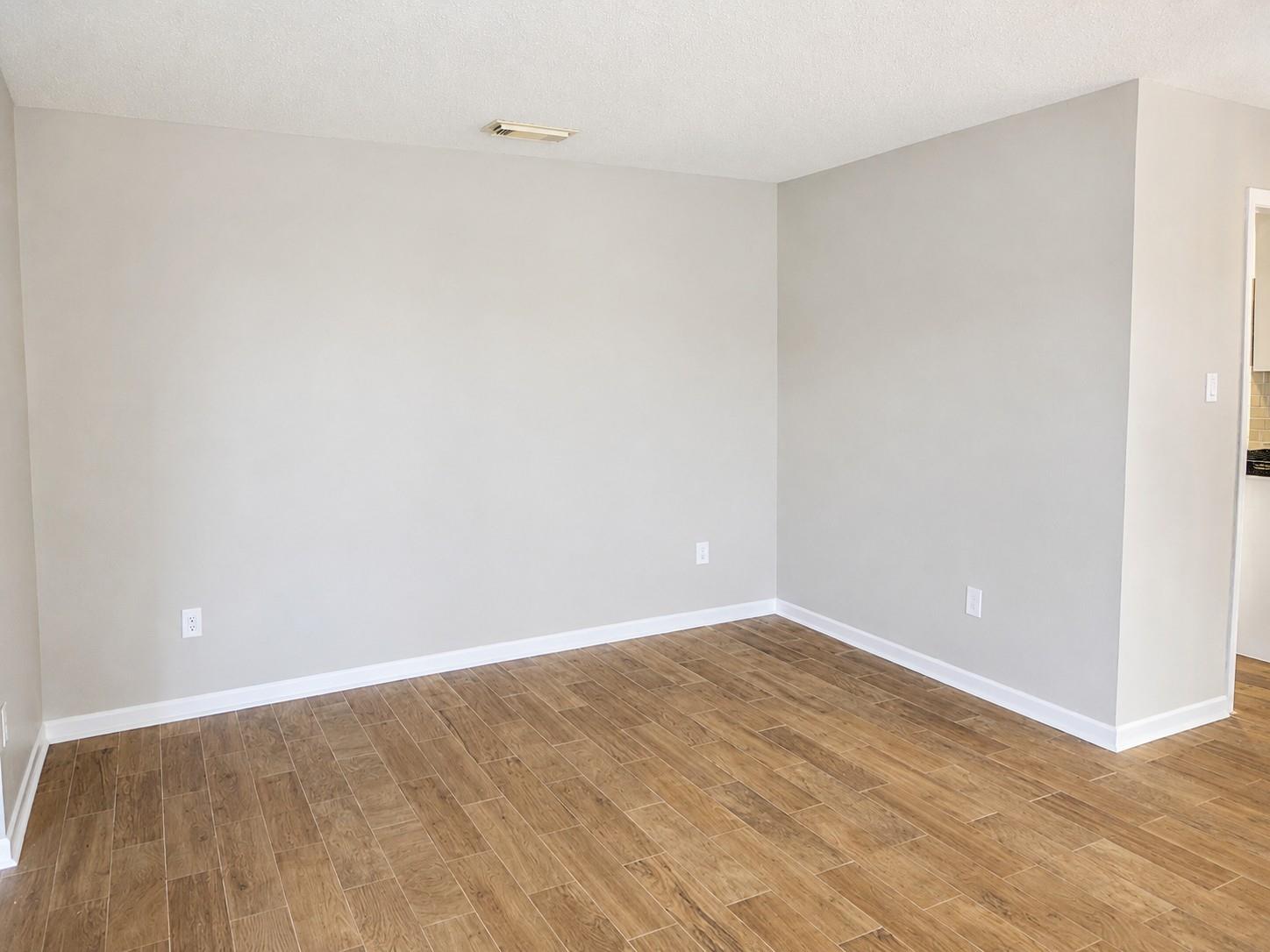 15322 Wandering Trail