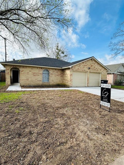 Photo of 16207 Camino Del Sol Drive, Houston, TX 77083 (MLS # 8444277)