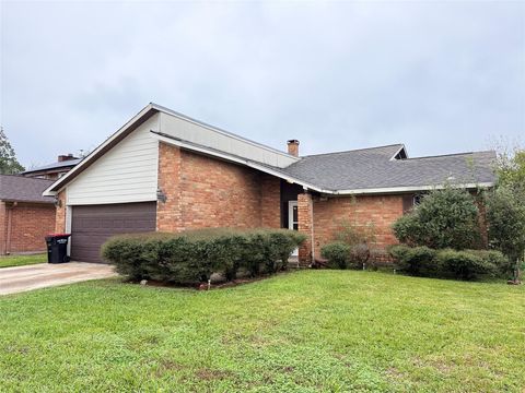 Photo of 11315 Paramount Lane, Houston, TX 77067 (MLS # 28471615)