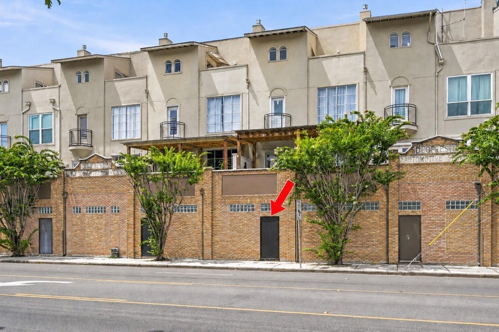 Photo of 2602 Washington Avenue #C, Houston, TX 77007 (MLS # 74313854)