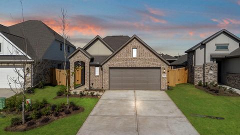 Photo of 1068 Shoal Creek Trail, Conroe, TX 77304 (MLS # 75112258)