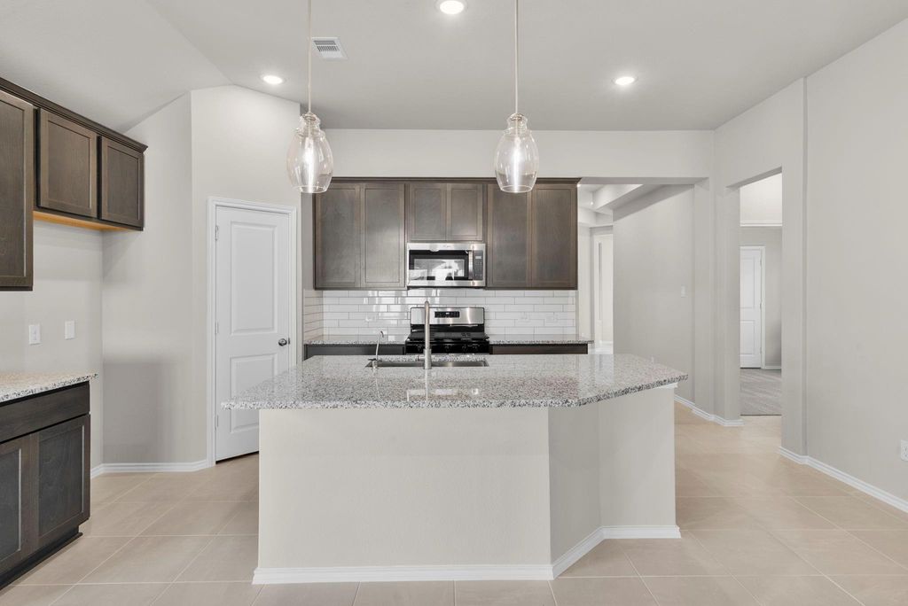 Photo of 1068 Shoal Creek Trail, Conroe, TX 77304 (MLS # 75112258)