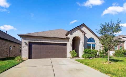 Photo of 18334 Gardens End Lane, Houston, TX 77084 (MLS # 63213730)