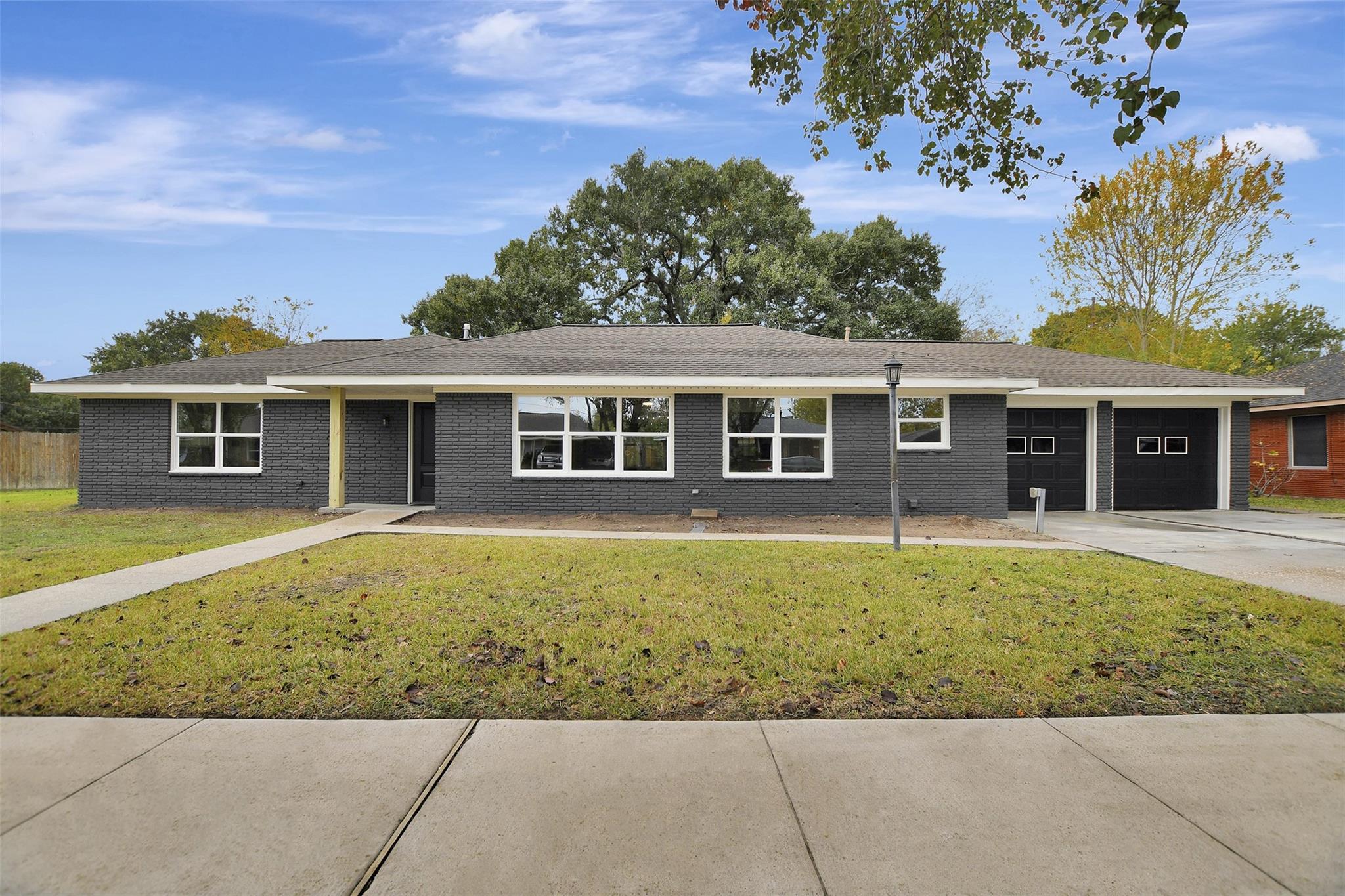1914 Monroe Drive