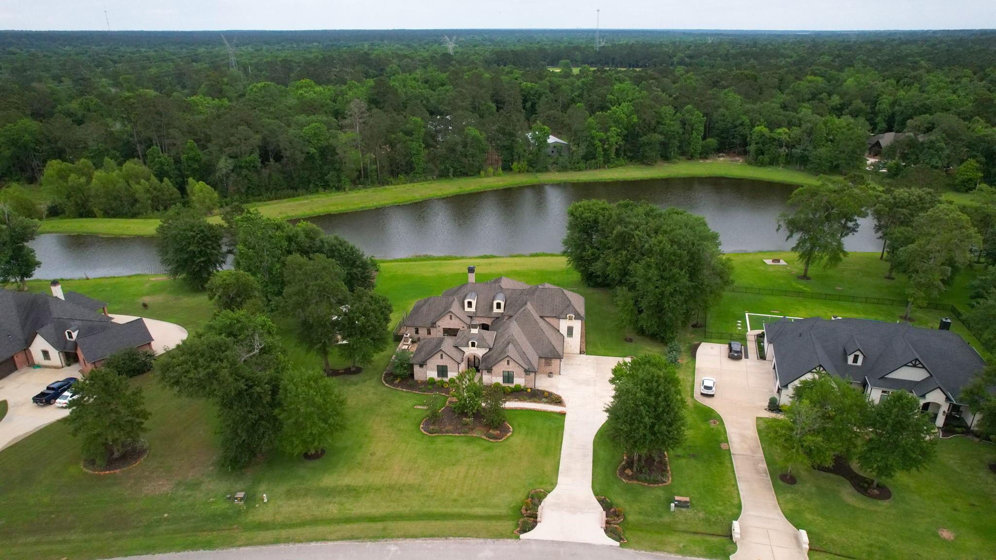 6918 Comanche Bend